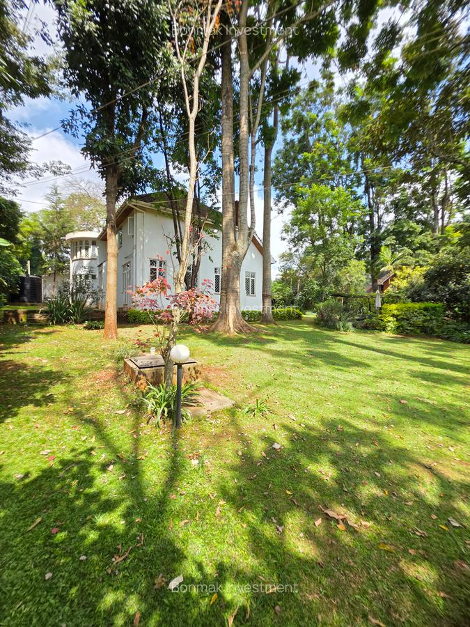 5 Bed Townhouse with En Suite at Rossylon Lone Tree - 8