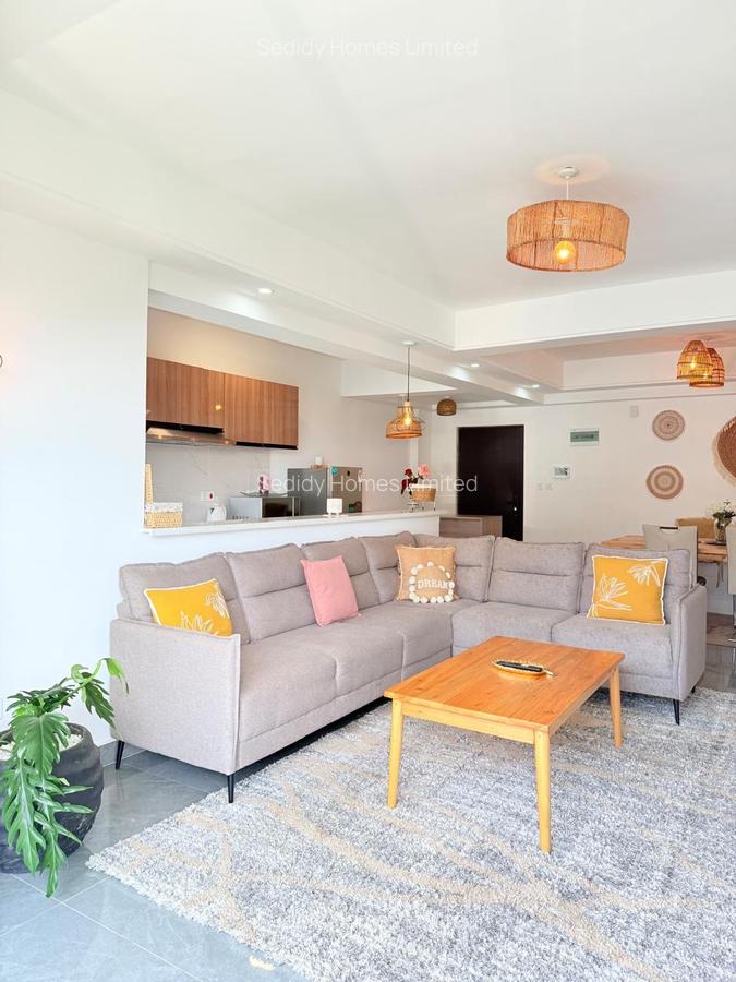 Serviced 2 Bed Apartment with En Suite in Riverside - 2
