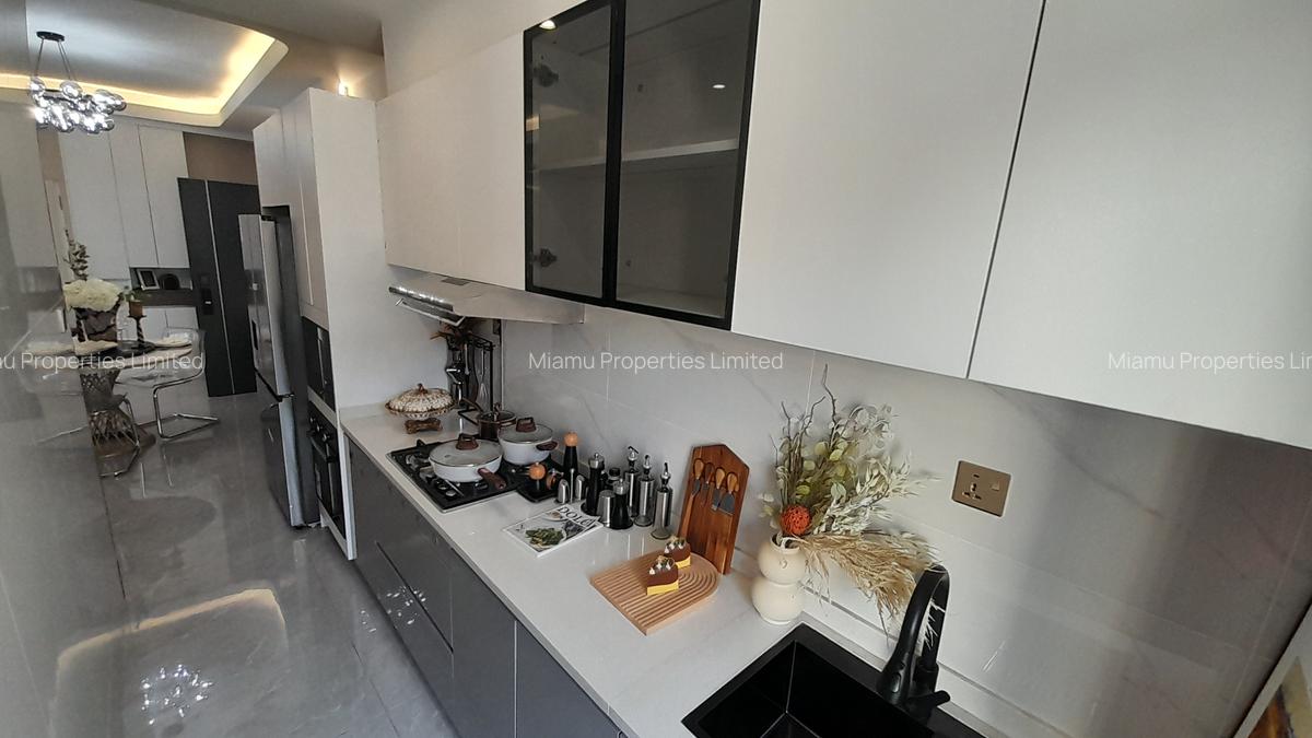 Serviced 1 Bed Apartment with En Suite at Westlands Road - 5