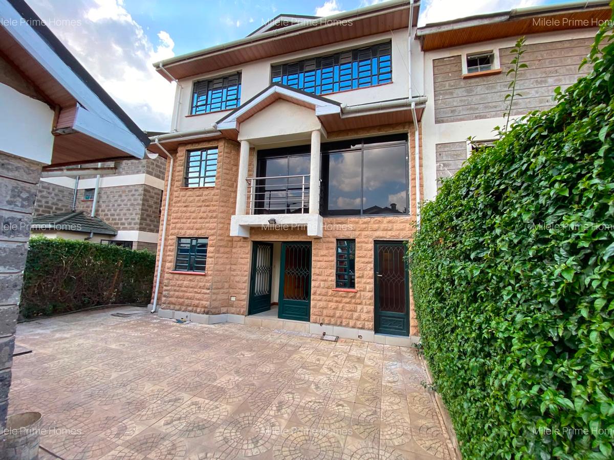 5 Bed Townhouse with En Suite at Muthaiga North - 10