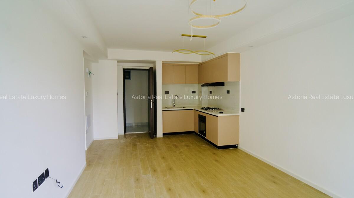 2 Bed Apartment with En Suite at 2026-250 - 5