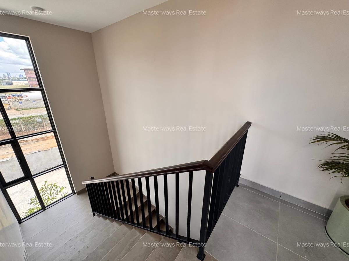 4 Bed Townhouse with En Suite in Langata - 20