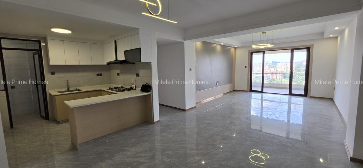 Serviced 3 Bed Apartment with En Suite at Riverside - 1