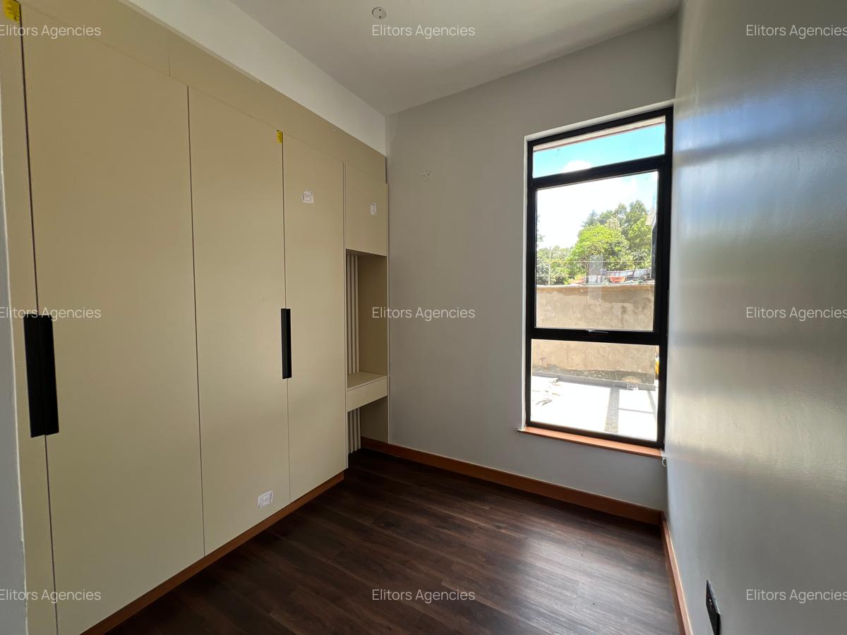 4 Bed Townhouse with En Suite at Kirawa Road - 14