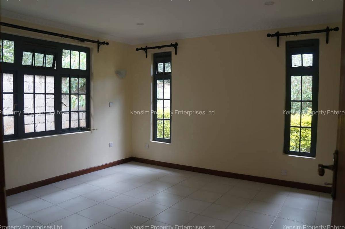 3 Bed Townhouse with En Suite in Nyari - 3