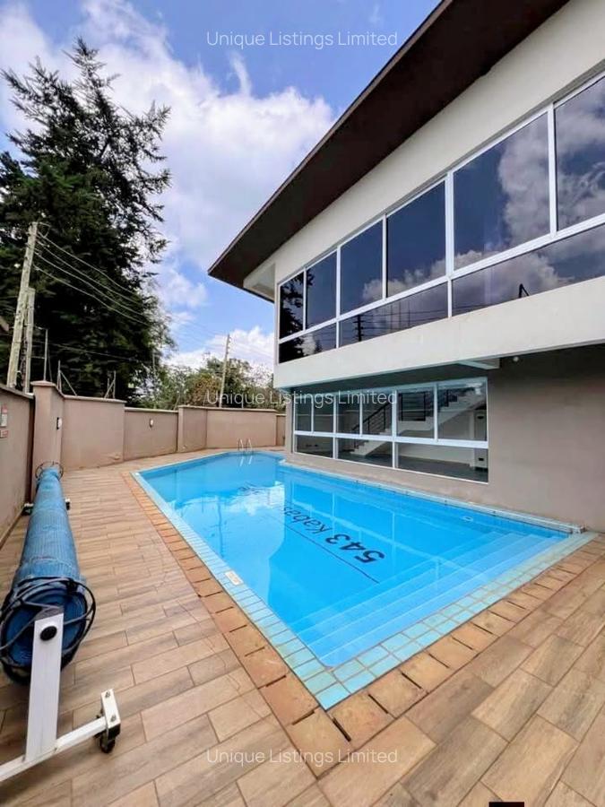 4 Bed Townhouse with En Suite in Lavington - 1