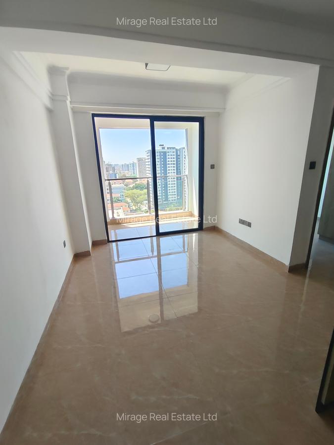 1 Bed Apartment with Gym in Kilimani - 7