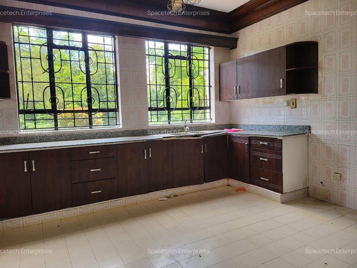 4 Bed House with En Suite in Runda - 7