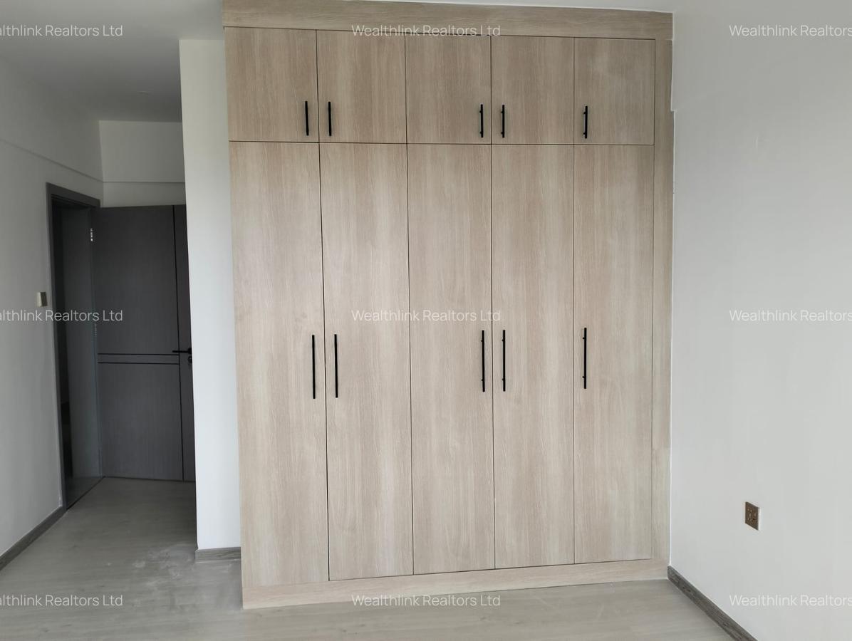 4 Bed Apartment with En Suite at Lavington - 7