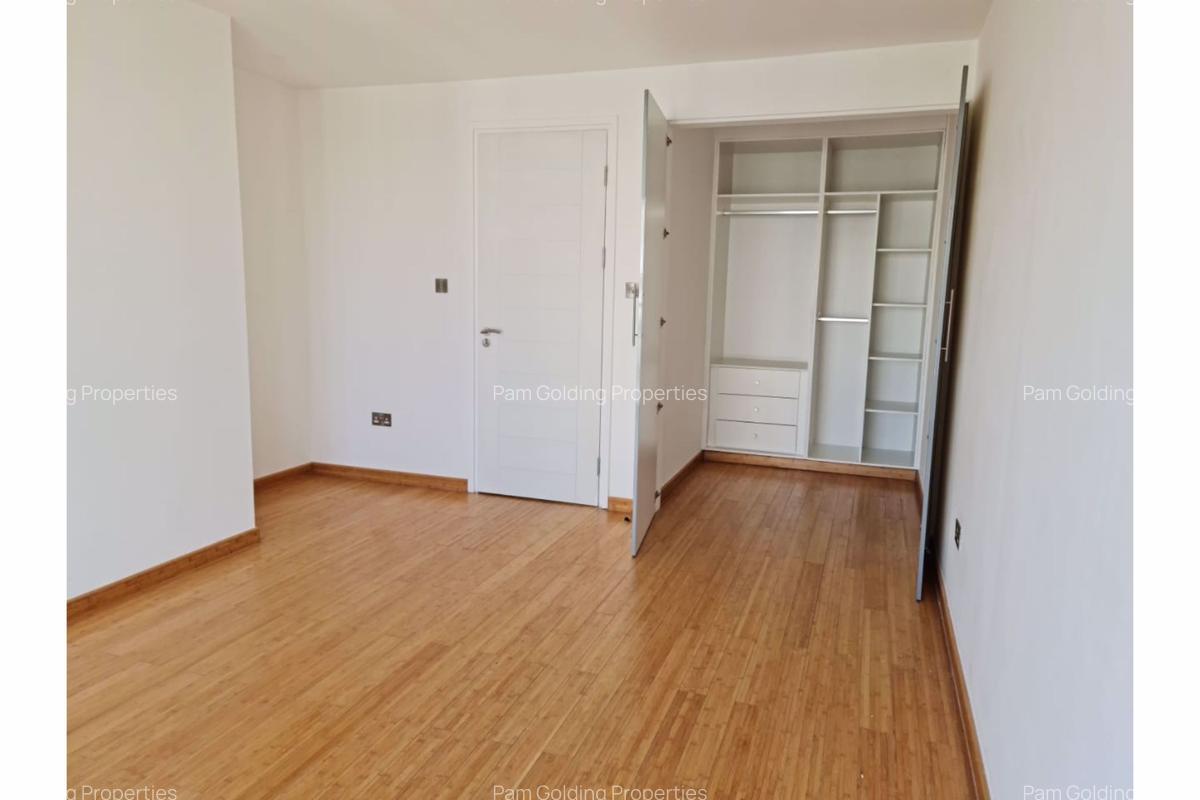 2 Bed Apartment with En Suite in Thika Road - 11