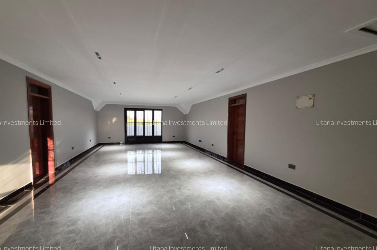 5 Bed House with En Suite at Runda Paradise - 11