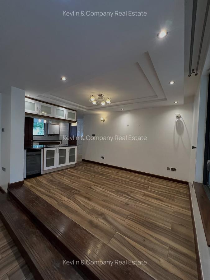 5 Bed Townhouse with En Suite in Lavington - 7