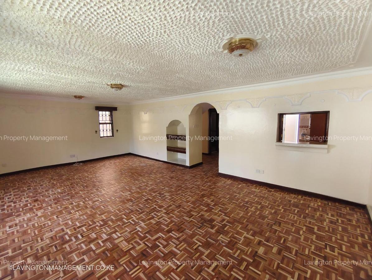 4 Bed Townhouse with En Suite at Lavington Green - 5