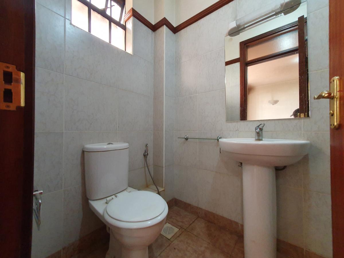 3 Bed Apartment with En Suite in Parklands - 15