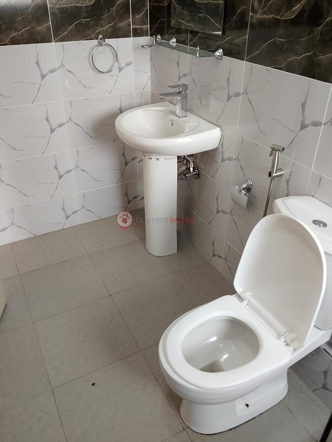 3 Bed Townhouse with En Suite at Westlands - 19