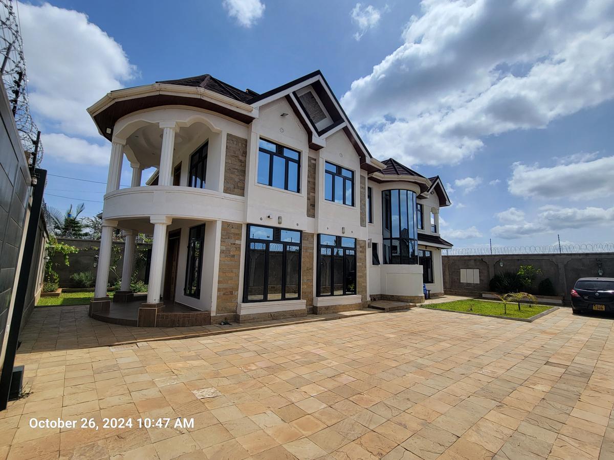 5 Bed House with En Suite at Eastern Bypass - 3