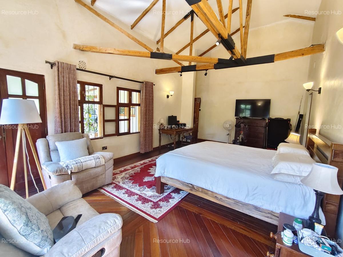 3 Bed House with En Suite at Karen - 12