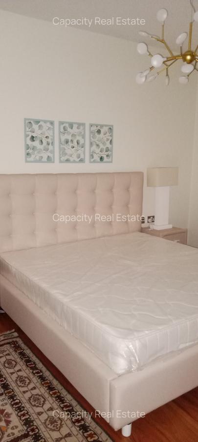 Serviced 3 Bed Apartment with En Suite in Parklands - 8