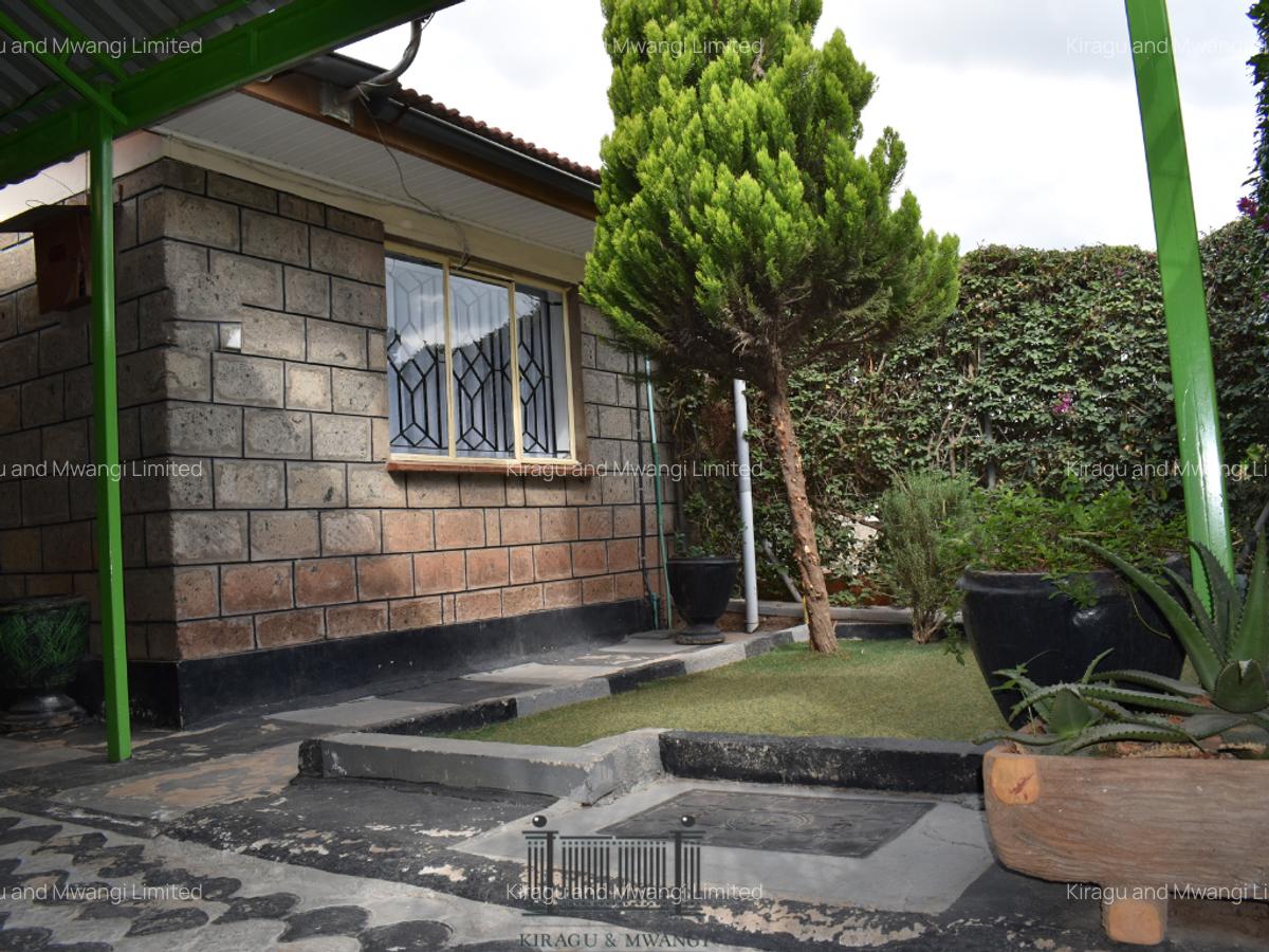 3 Bed House with En Suite at Mombasa Road - 3
