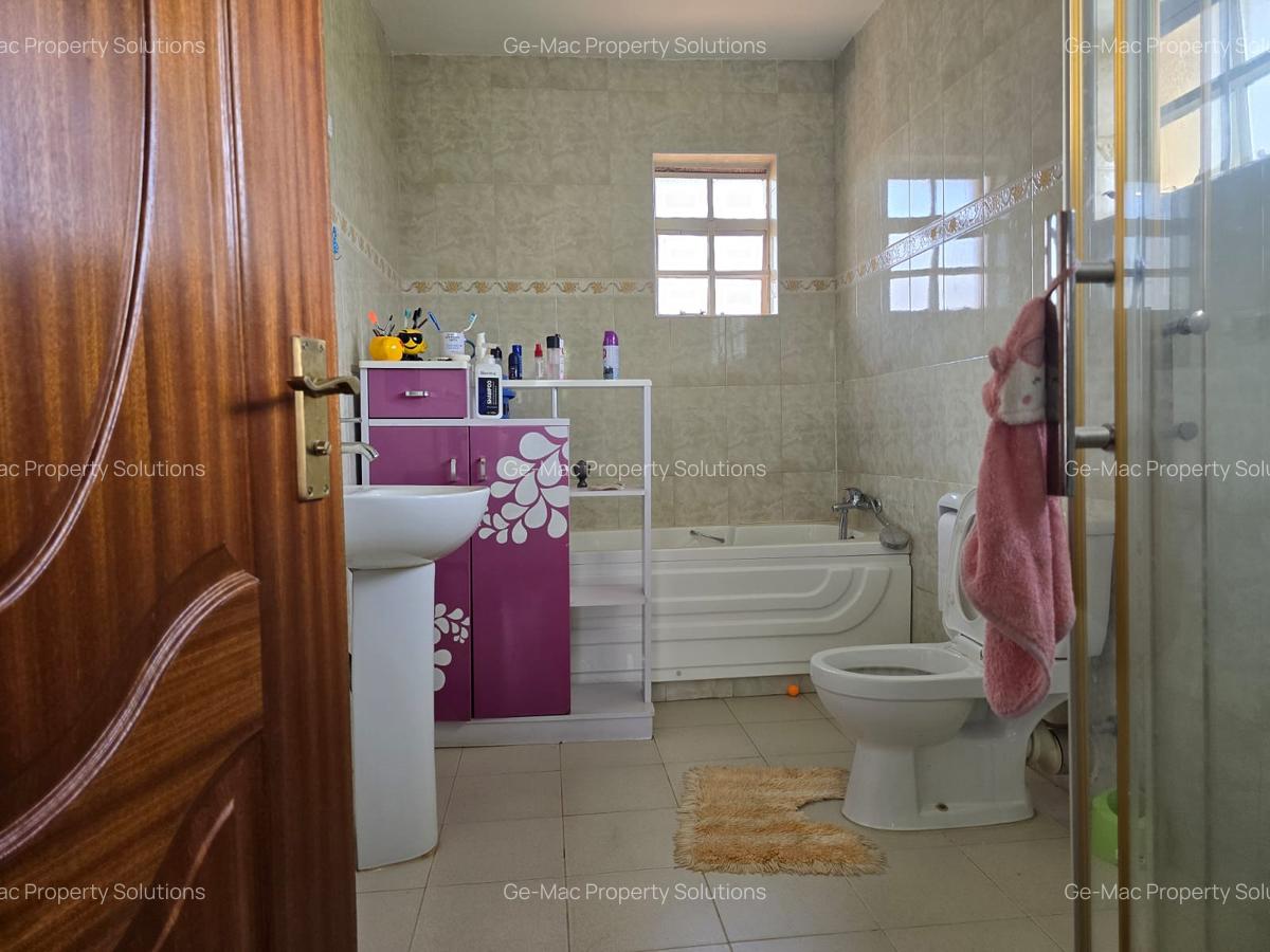 4 Bed House with En Suite in Kiambu Road - 9