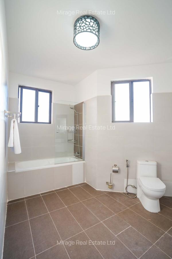 Serviced 3 Bed Apartment with En Suite in Kilimani - 8