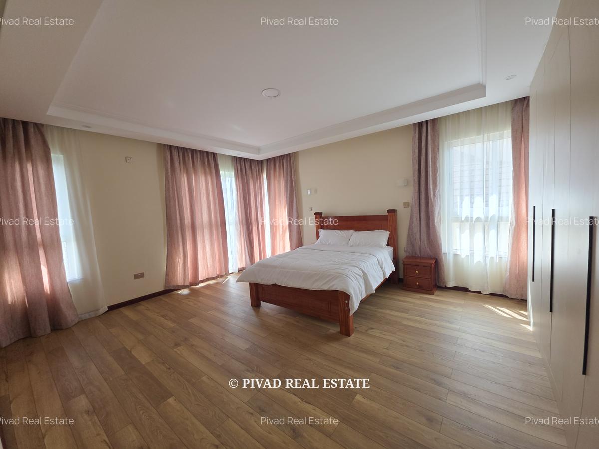 4 Bed House with Garden in Runda - 13