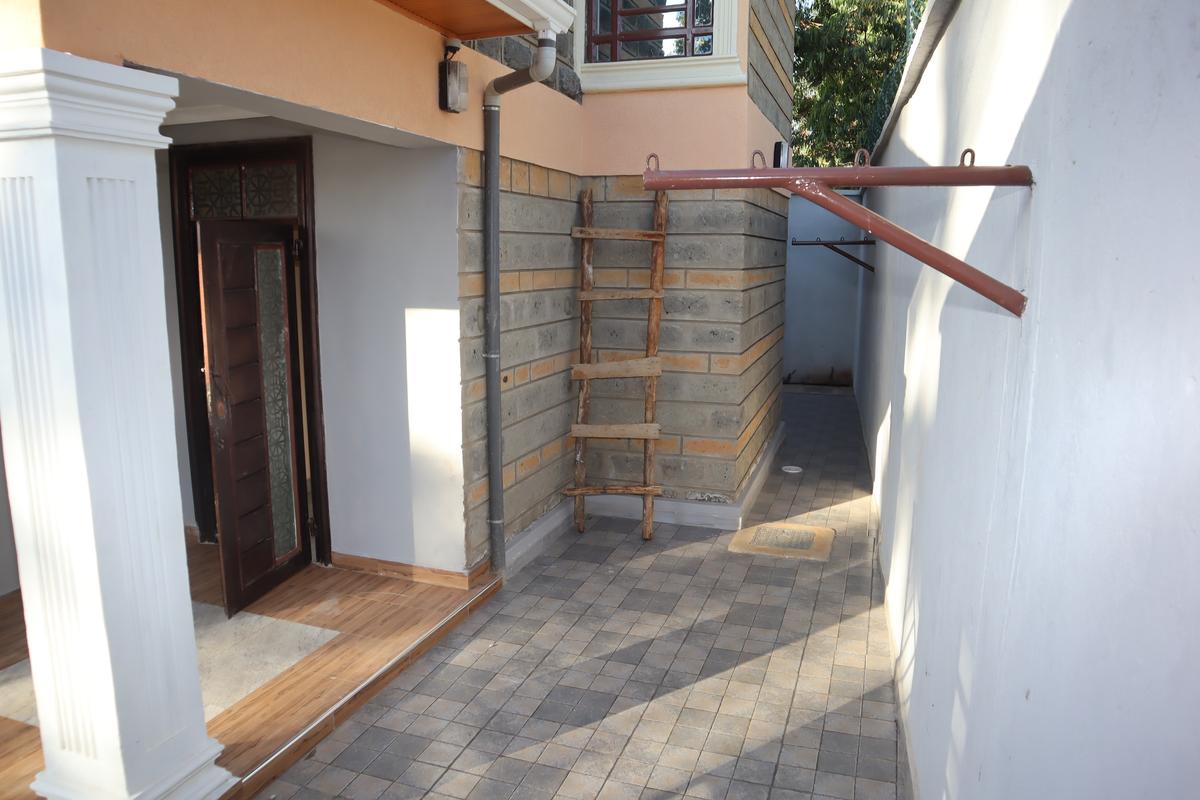 4 Bed House with En Suite at Lemiso Road - 19