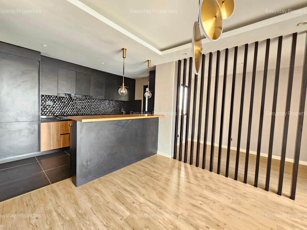 2 Bed Apartment with En Suite in Brookside - 3