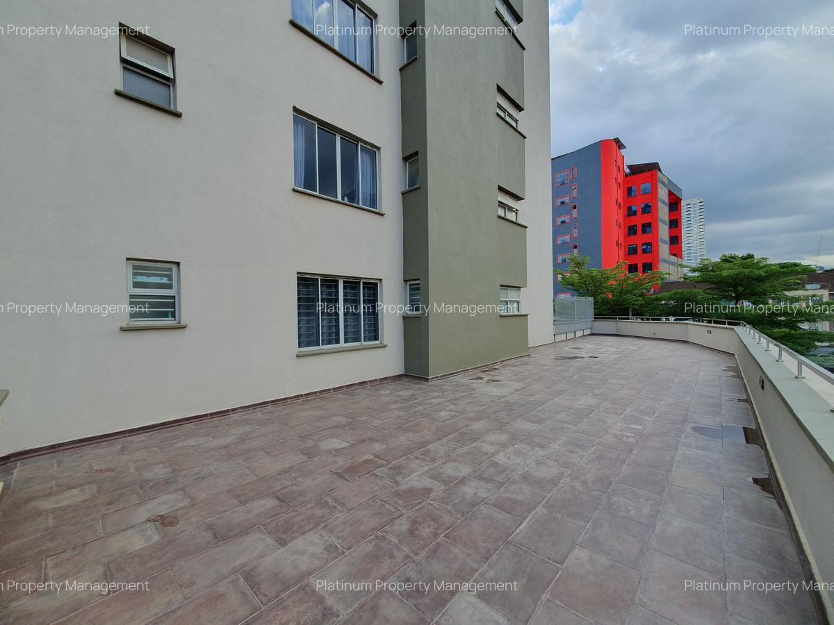 2 Bed Apartment with En Suite at Ojijo Road - 19