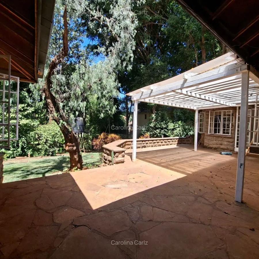 3 Bed House with En Suite at Kyuna - 12