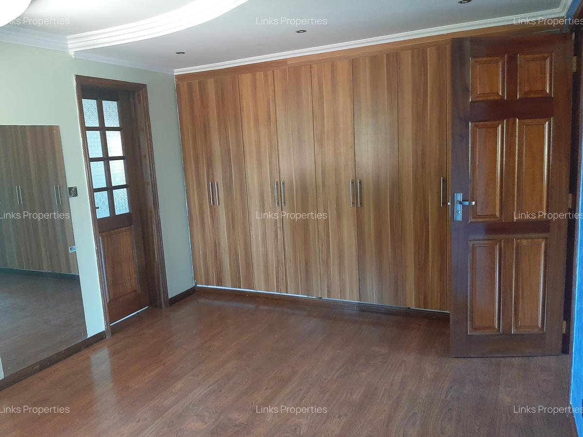 4 Bed Townhouse with En Suite at Karen - 14