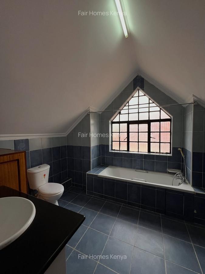 5 Bed Townhouse with En Suite at Kaputei Gardens - 9