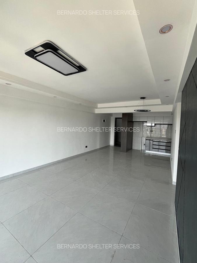 1 Bed Apartment with Gym in Westlands Area - 13