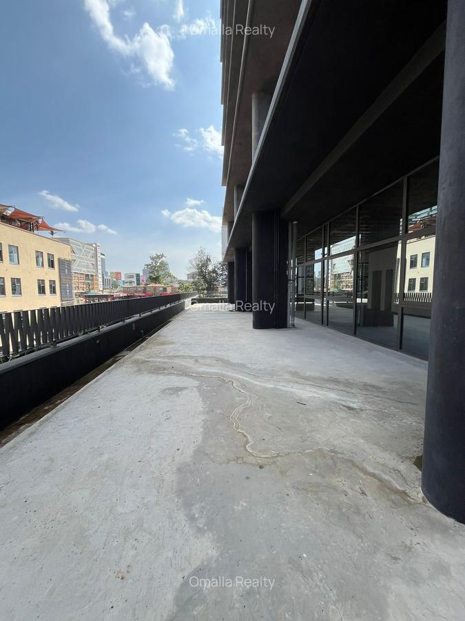 5,000 ft² Office with Backup Generator in Westlands Area - 13