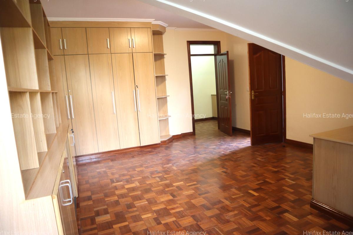 4 Bed Townhouse with Staff Quarters in Westlands Area - 18