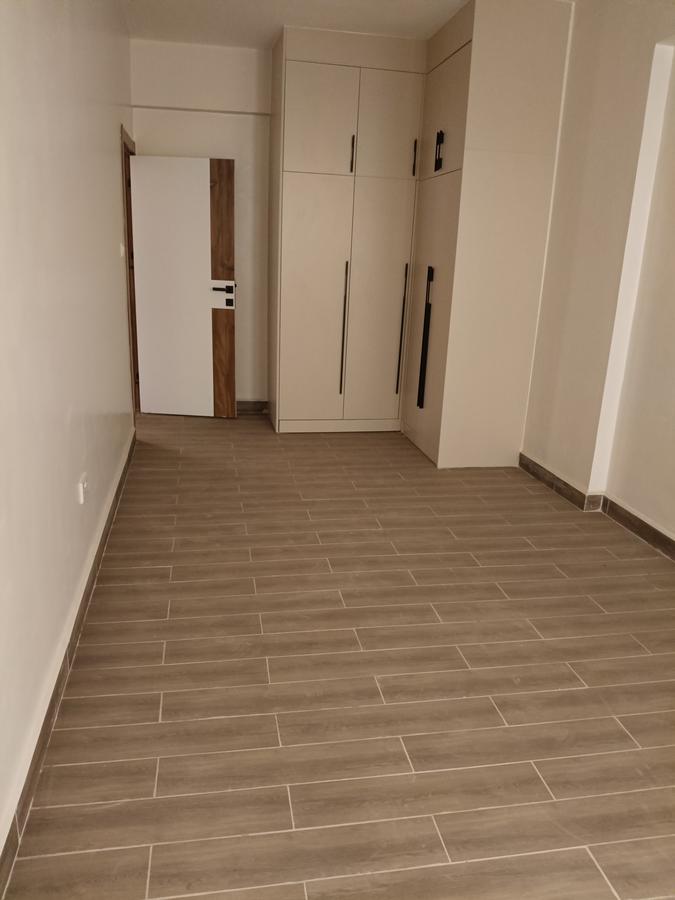 Serviced 5 Bed Apartment with En Suite at Parklands Avenue 3- Limuru Road - 13