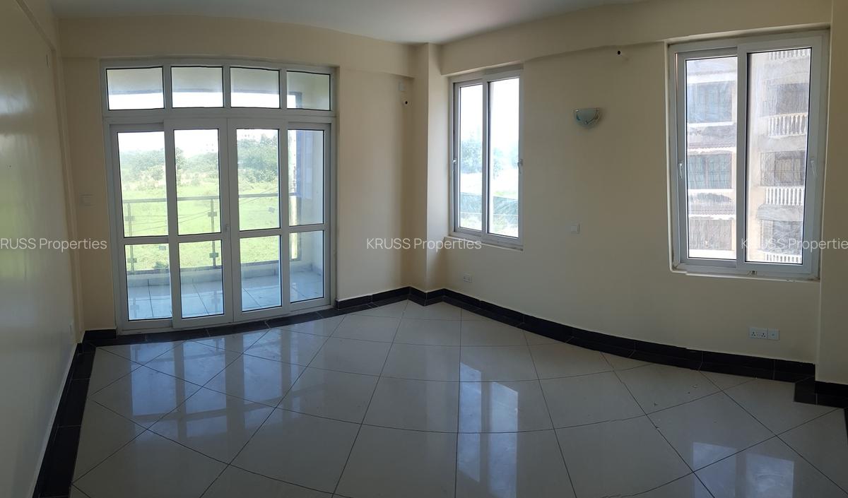 3 Bed Apartment with En Suite at Ar2497 - 12