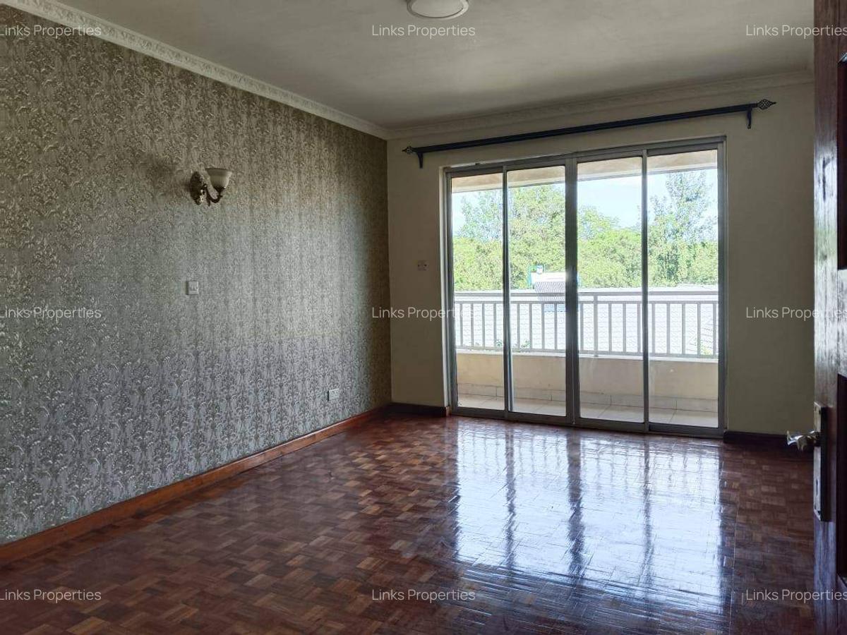 5 Bed Townhouse with En Suite at Karen - 14