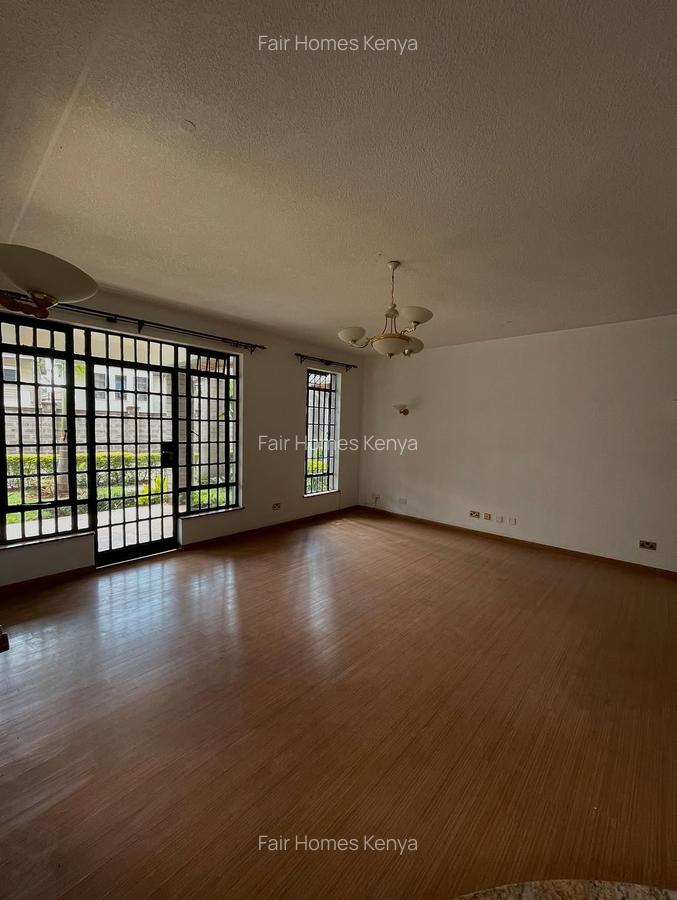 5 Bed Townhouse with En Suite at Lavington Green - 5