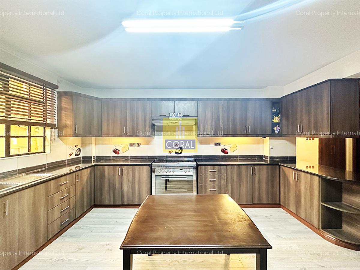 3 Bed Apartment with Swimming Pool in Upper Hill - 9