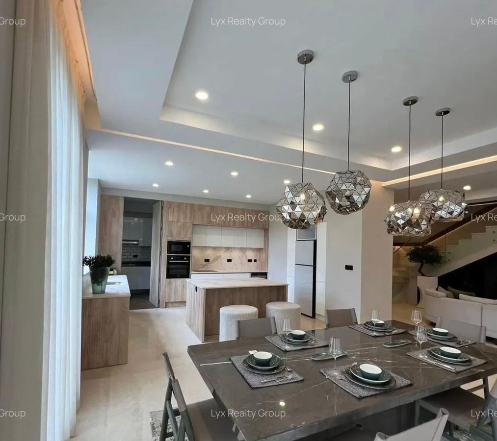 4 Bed Townhouse with En Suite in Westlands Area - 3