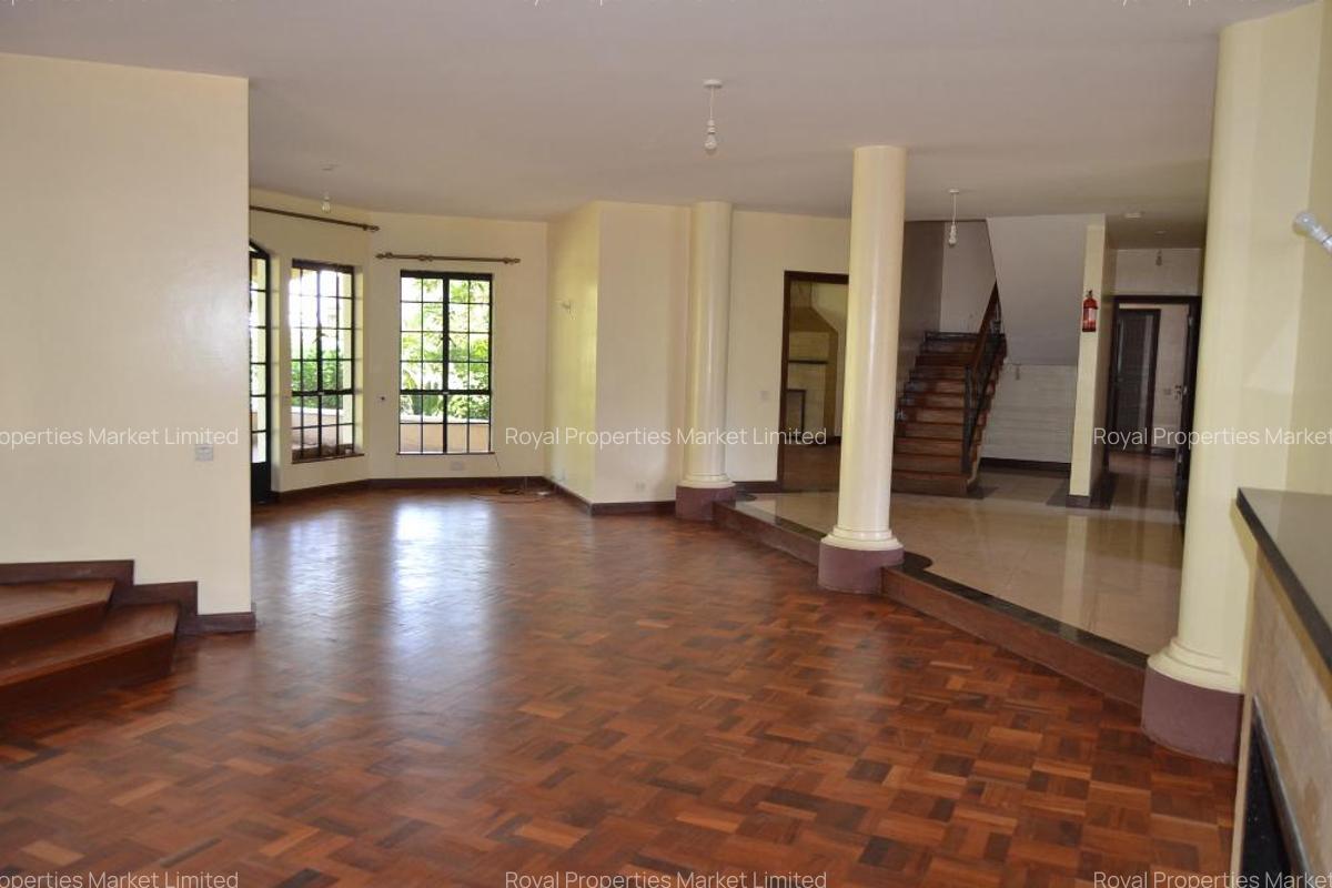 5 Bed House with En Suite in Runda - 5