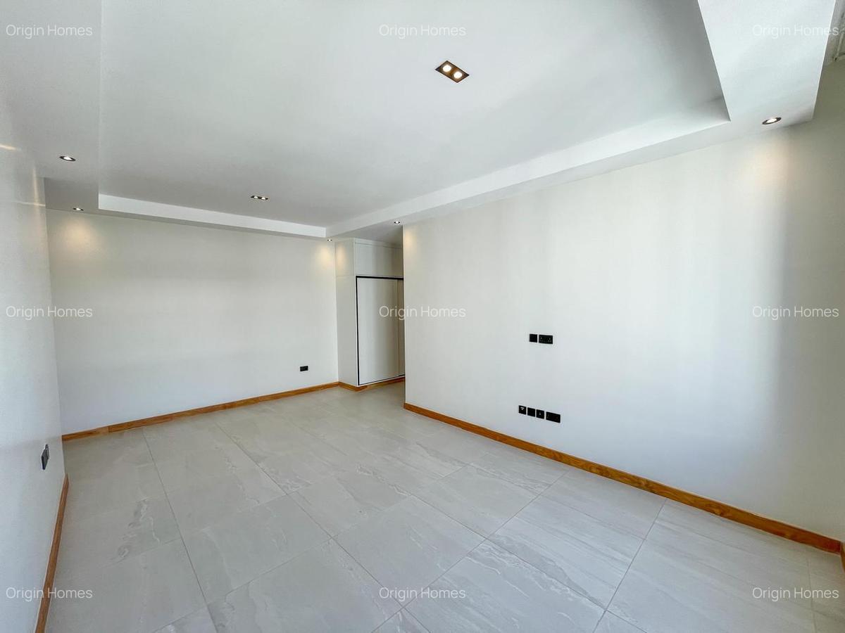 4 Bed Apartment with En Suite at Peponi Road - 12