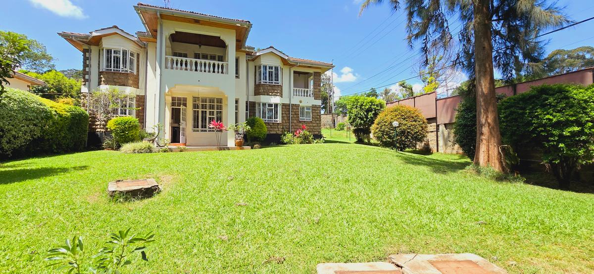 5 Bed Villa with En Suite at Off Mugumo Road - 5