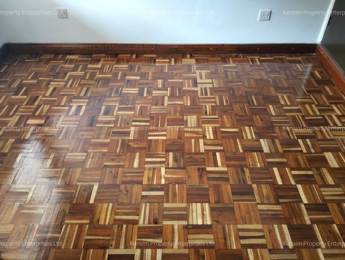 4 Bed Townhouse with En Suite in Lavington - 13