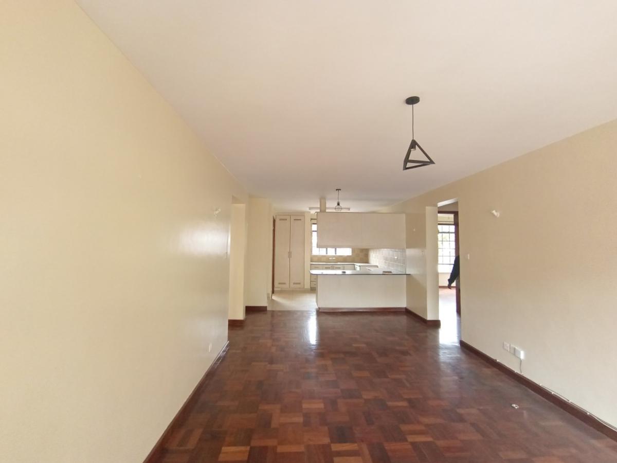 3 Bed Apartment with En Suite at Riverside Drive - 2