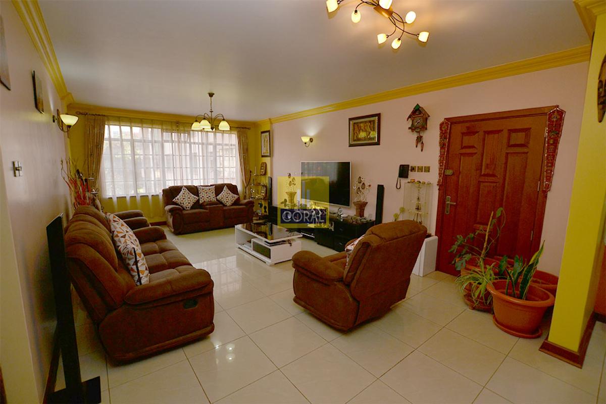 3 Bed Apartment with Lift in Parklands - 1