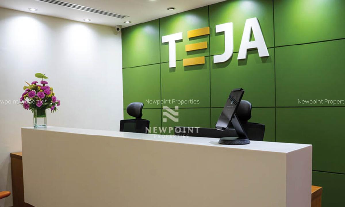 Furnished Office with Service Charge Included in Riverside - 2