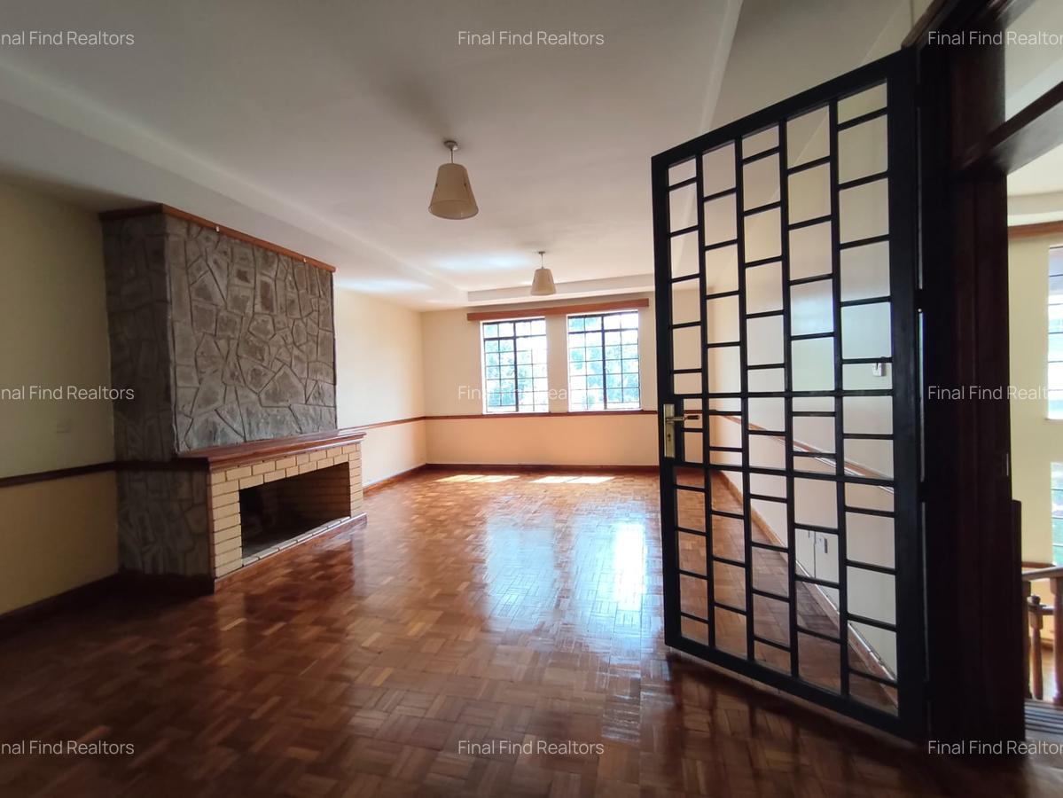 5 Bed House with Garden in Runda - 4