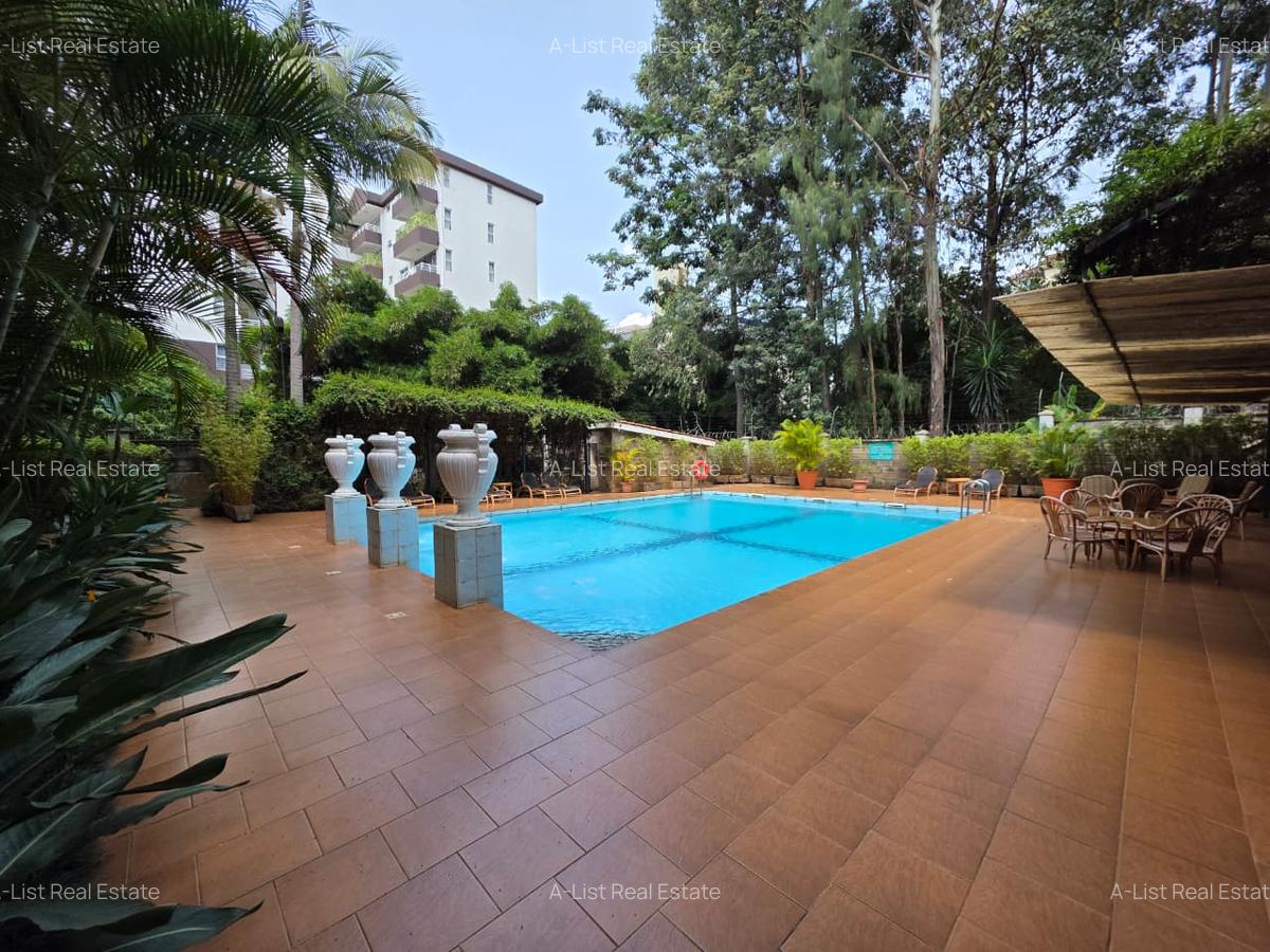 1 Bed Apartment with En Suite at Riverside - 14